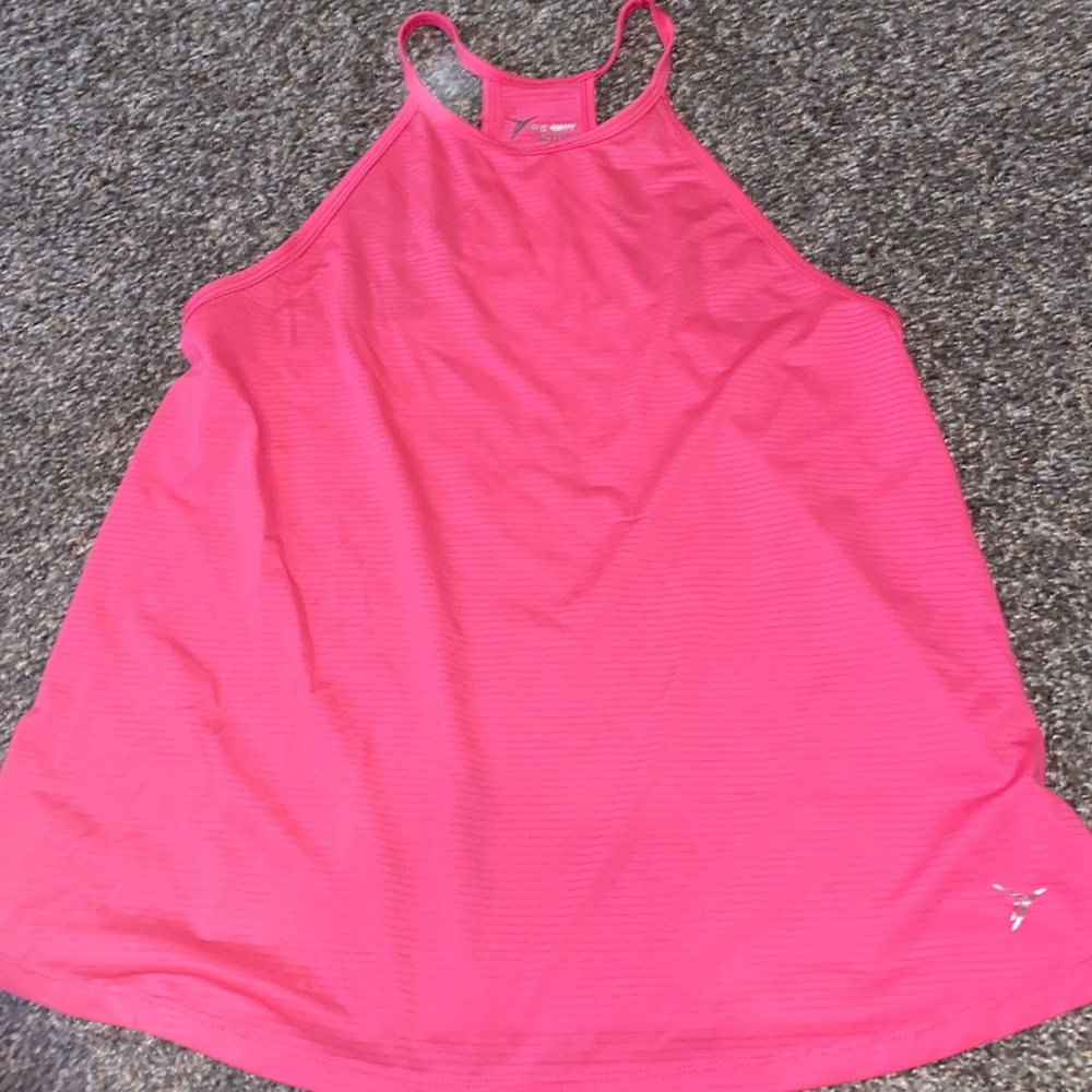 Pink tank